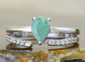 Srebrny pierścionek ze Szmaragdem (Emerald)