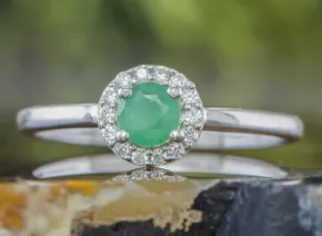 Srebrny pierścionek ze szmaragdem (emerald)