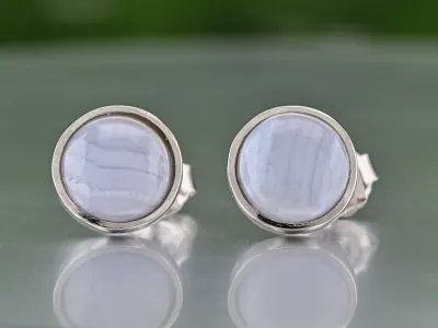 Srebrne kolczyki z chalcedonem